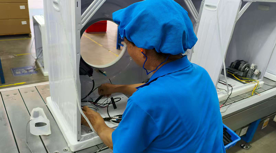 一機(jī)多能，呵護(hù)全家衣物