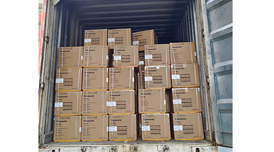 滿滿的貨物！國內(nèi)知名品牌客戶全自動(dòng)滾筒洗衣機(jī)裝柜發(fā)貨
