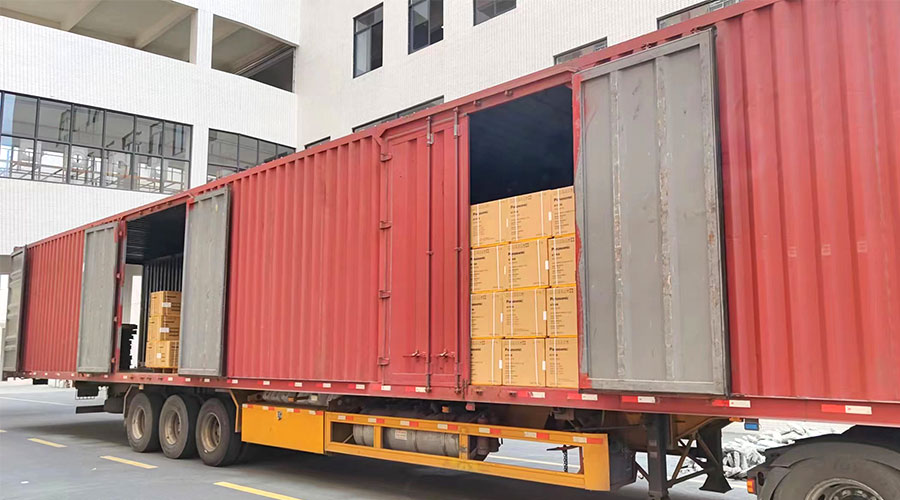 使命必達！高效完成國內(nèi)知名品牌客戶迷你洗衣機裝柜發(fā)貨
